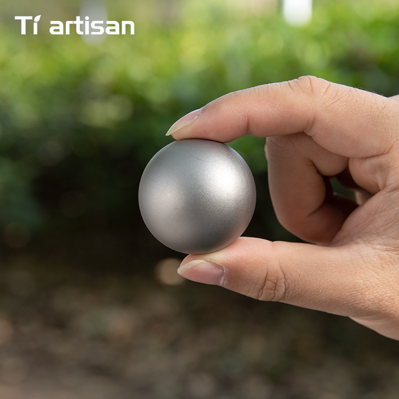 Tiartisan 40mm Titanium Ice Ba - Whiskey Stone Set recension och pris
