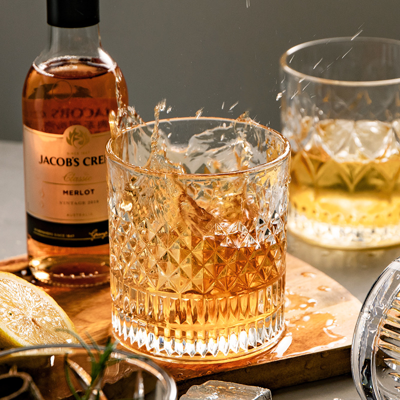 Modern European Style Aurora B - Whisky Beer And Wine recension och pris