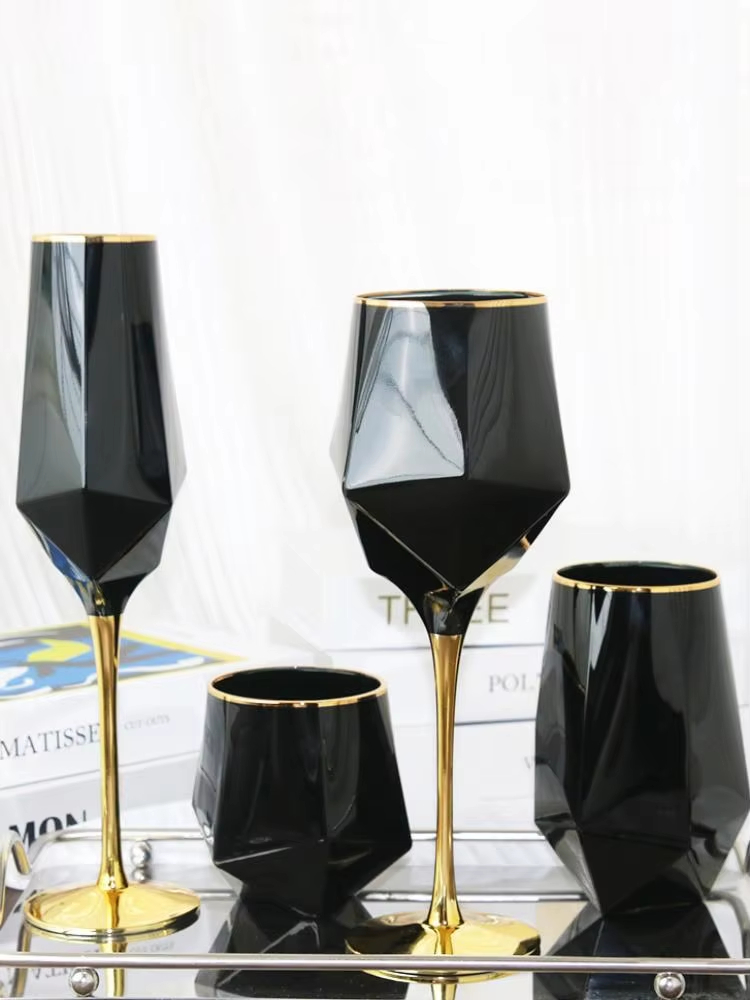 Pure Black Crystal Golden Edge - Wine Beer Whiskey recension och pris