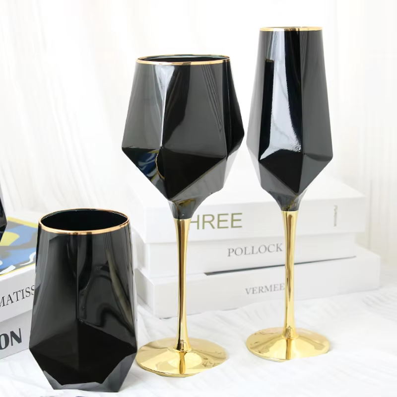Pure Black Crystal Golden Edge - Wine Beer Whiskey recension och pris
