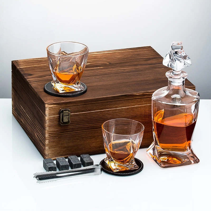 Whiskey Decanter and Stones Gi - Whiskey Stone Set recension och pris